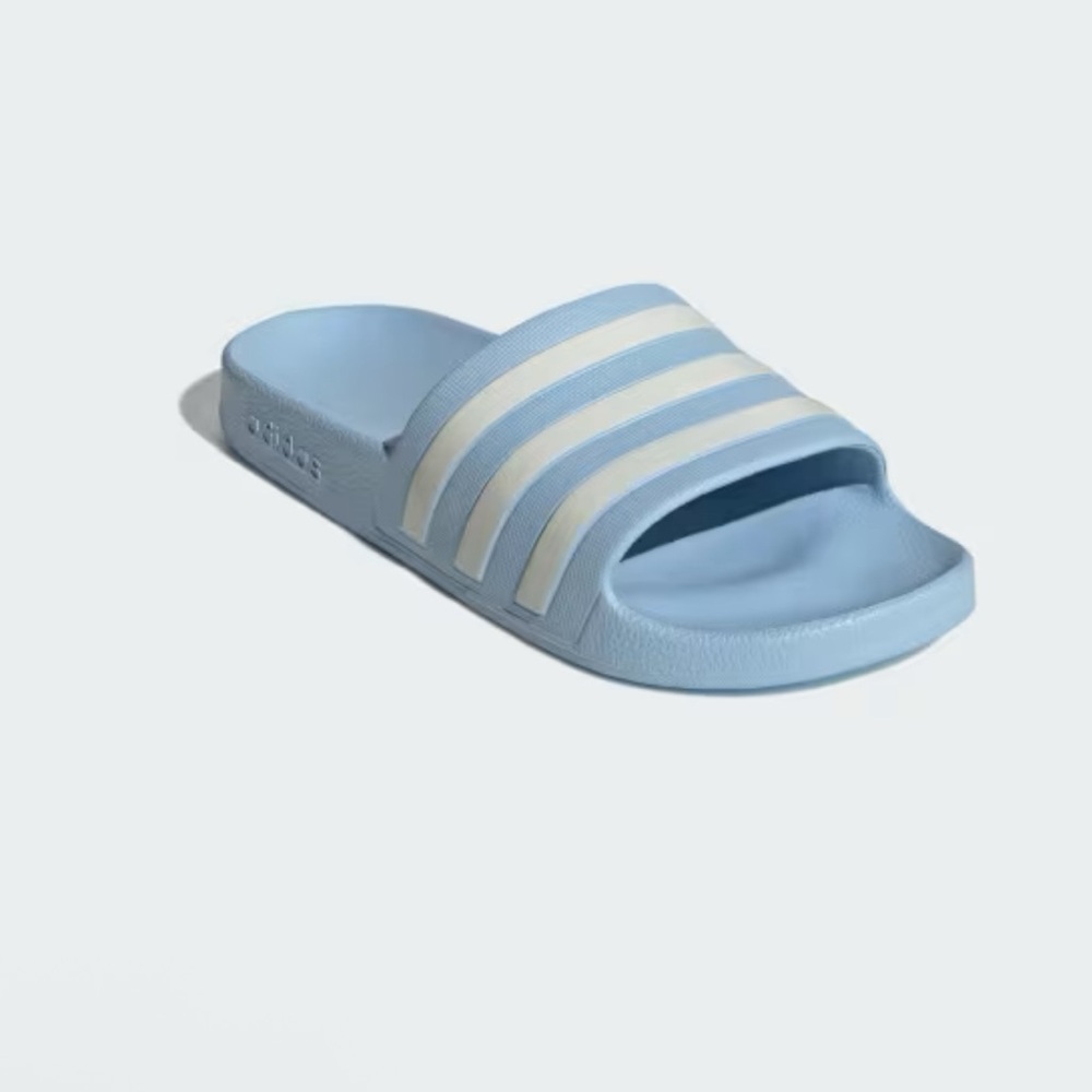 NWT Adidas Sky Blue Slides with White Stripes Size 10M / 11W